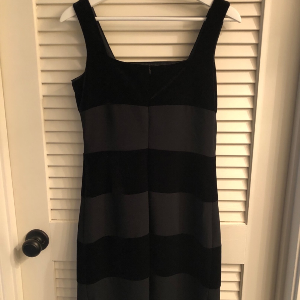 Laundry Black Velvet Two Tone Tank Dress Size 6 - Picture 4 of 11